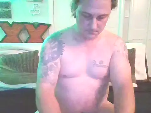 AwesomePapaya online show from 04/28/26, 10:04