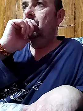 Snapshot of Hot-pico76 chatting on 12/13/24, 10:34 Hot-pico76 online show from 12/13/24, 10:34