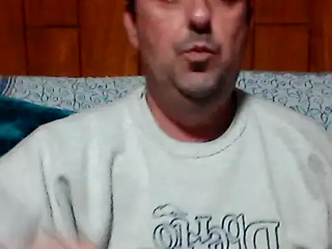 Snapshot of Hot-pico76 chatting on 01/09/25, 05:43 Hot-pico76 online show from 01/09/25, 05:43