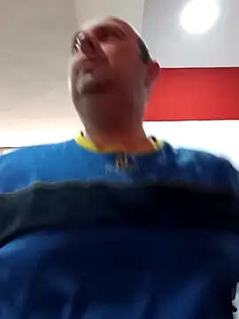 Snapshot of Hot-pico76 chatting on 01/31/25, 08:32 Hot-pico76 online show from 01/31/25, 08:32