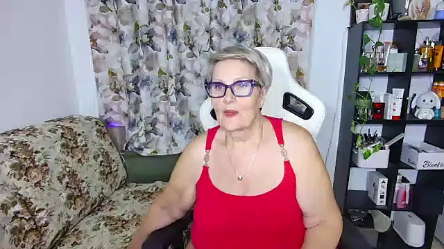 Snapshot of Selenna57 chatting on 01/24/25, 06:56 Selenna57 online show from 01/24/25, 06:56