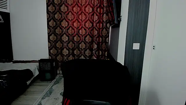 sexxymuscles4u online show from 11/24/25, 09:09