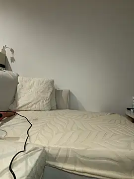 Snapshot of capu-x chatting on 10/08/25, 06:27 capu-x online show from 10/08/25, 06:27