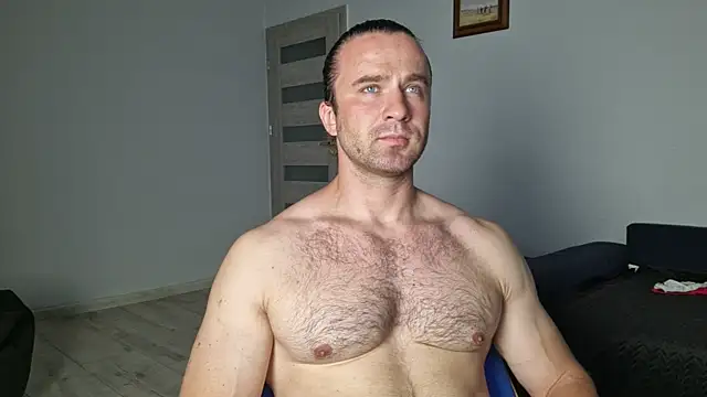 Jonathan   123 online show from 07/05/26, 03:45