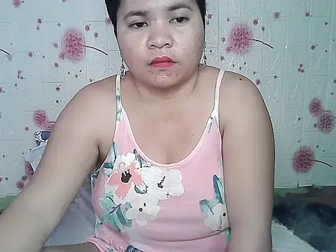 Snapshot of hotpussyxxx33x chatting on 03/01/25, 05:52 hotpussyxxx33x online show from 03/01/25, 05:52