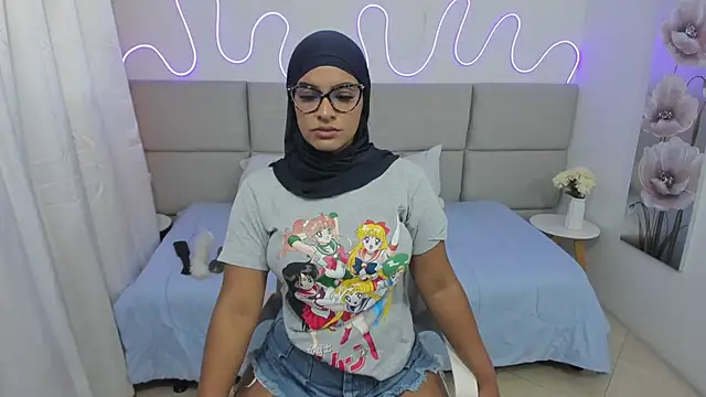 nashiira  online show from 01/23/25, 07:18