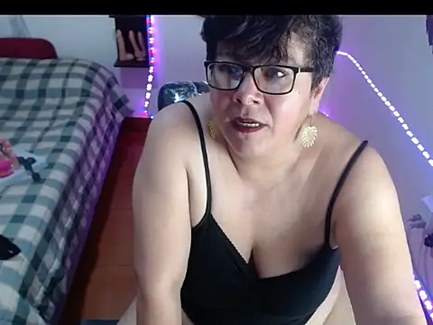 Snapshot of angelitolove727 chatting on 07/21/26, 07:49 angelitolove727 online show from 07/21/26, 07:49