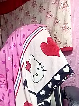 Snapshot of Cutie_body11 chatting on 04/29/26, 11:11 Cutie body11 online show from 04/29/26, 11:11