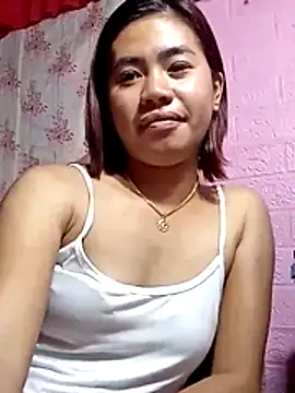 Snapshot of Cutie_body11 chatting on 06/08/26, 03:29 Cutie body11 online show from 06/08/26, 03:29