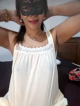 Snapshot of naughtyjaanu chatting on 05/20/26, 01:56 naughtyjaanu online show from 05/20/26, 01:56