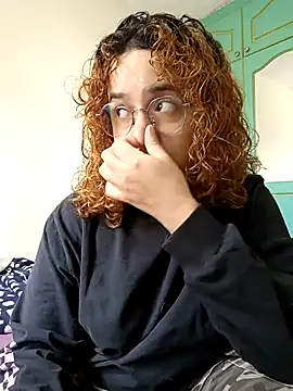 EmmaMelissa0521 online show from 10/07/25, 04:37