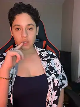 EmmaMelissa0521 online show from 07/27/26, 11:23