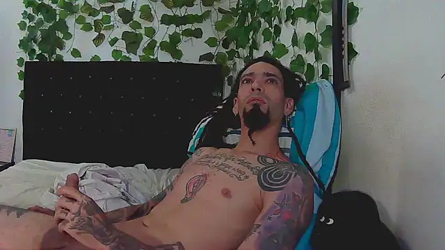 caribbeanlover1 online show from 12/15/25, 01:37