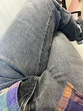 Snapshot of bigshow112 chatting on 12/03/24, 08:16 bigshow112 online show from 12/03/24, 08:16