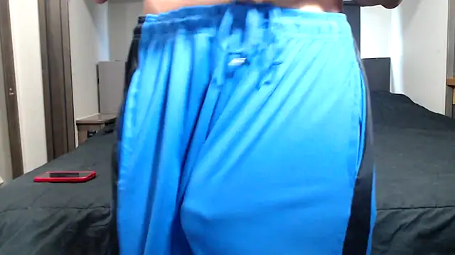 Snapshot of ThickD2C chatting on 09/16/25, 09:38 ThickD2C online show from 09/16/25, 09:38