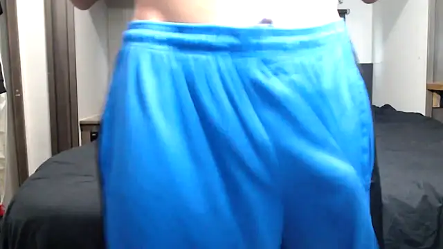 Snapshot of ThickD2C chatting on 11/21/25, 05:55 ThickD2C online show from 11/21/25, 05:55