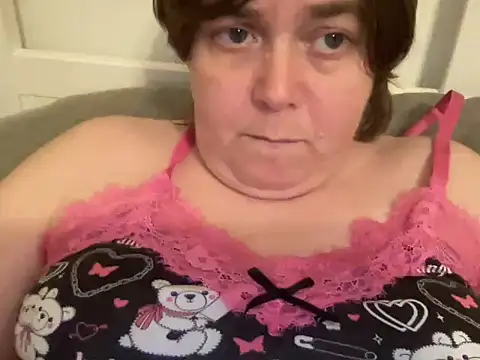 ParisNova online show from 12/30/24, 09:08