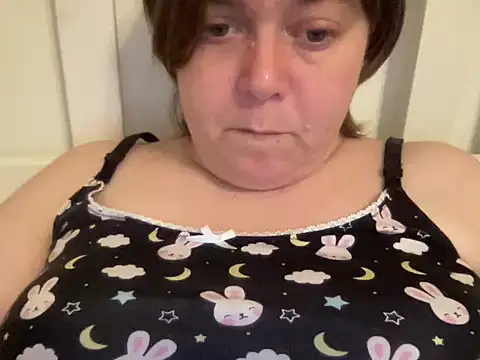 ParisNova online show from 12/31/24, 11:49