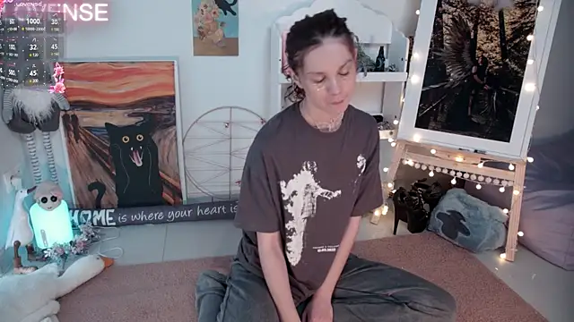 Snapshot of Careful_i_bite chatting on 02/01/25, 07:47 Careful i bite online show from 02/01/25, 07:47