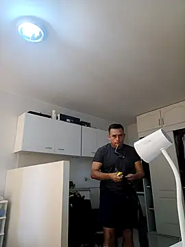 chicoguapo8 online show from 04/18/26, 08:09