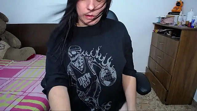 Snapshot of alexa_milsf chatting on 11/22/25, 02:54 alexa milsf online show from 11/22/25, 02:54