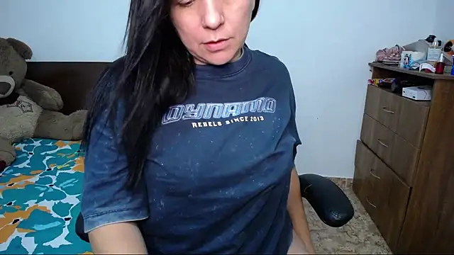 Snapshot of alexa_milsf chatting on 12/03/25, 02:30 alexa milsf online show from 12/03/25, 02:30