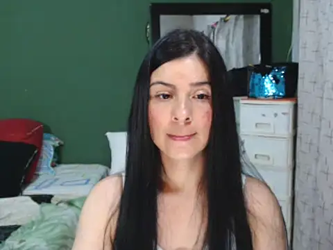Snapshot of Estefani_32 chatting on 01/14/25, 07:11 Estefani 32 online show from 01/14/25, 07:11