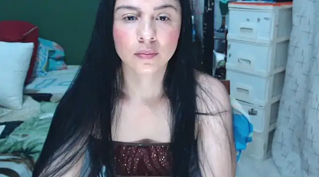 Snapshot of Estefani_32 chatting on 01/15/25, 06:08 Estefani 32 online show from 01/15/25, 06:08