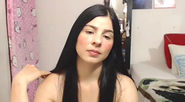 Snapshot of Estefani_32 chatting on 01/21/25, 06:23 Estefani 32 online show from 01/21/25, 06:23