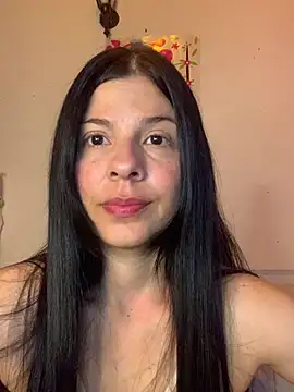 Estefani 32 online show from 03/25/26, 07:42