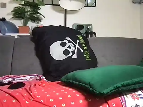 choco petite online show from 01/10/25, 11:11