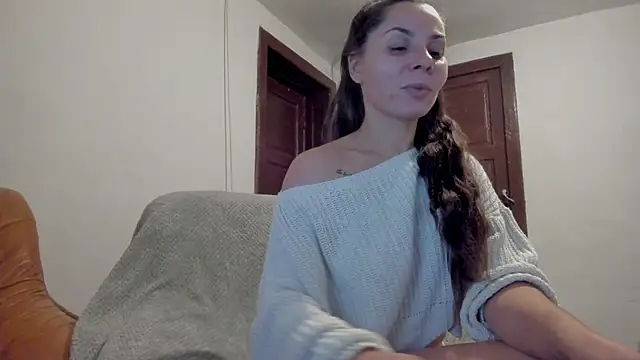 Snapshot of EasyAcee chatting on 10/14/25, 04:41 EasyAcee online show from 10/14/25, 04:41