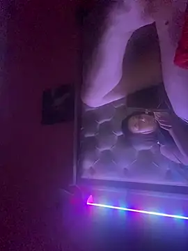 Flossy Vettie online show from 03/11/25, 02:10