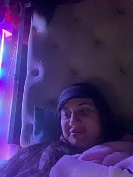 Flossy Vettie online show from 03/12/25, 11:01