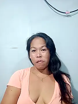 yummytitsxxx168 online show from 02/19/26, 07:37