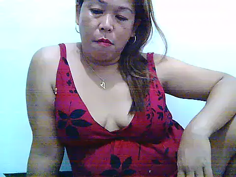 Snapshot of yummytitsxxx168 chatting on 07/24/26, 05:05 yummytitsxxx168 online show from 07/24/26, 05:05