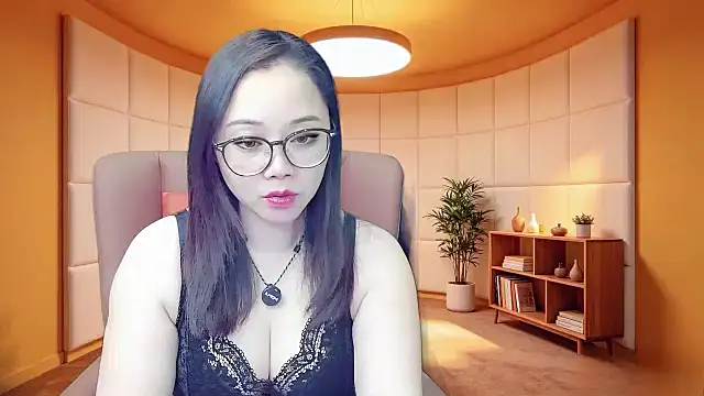 Giuliam online show from 04/19/26, 06:56