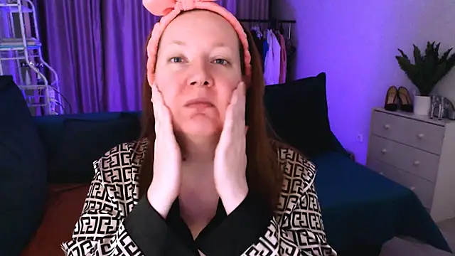 GoddessLara online show from 03/01/25, 02:15