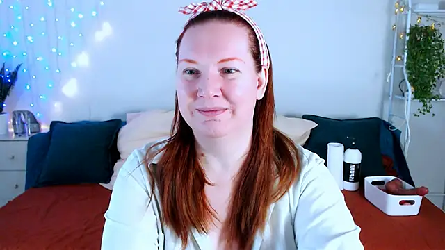 GoddessLara online show from 12/03/25, 01:13