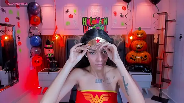 AMELIELEONE online show from 10/15/25, 12:16