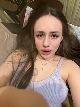 Lisaaan online show from 11/25/25, 06:46