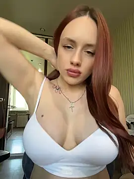 Snapshot of Lisaaan chatting on 07/27/26, 12:56 Lisaaan online show from 07/27/26, 12:56