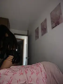 DulceLenns online show from 03/26/26, 08:36