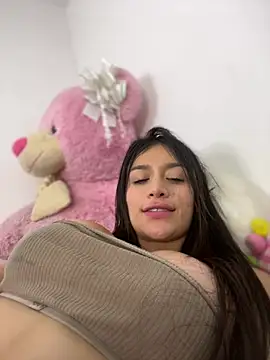 Emmily 19 online show from 03/18/25, 06:03