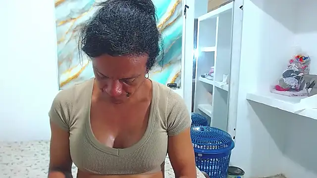 cositarrica xxx online show from 04/05/26, 10:40