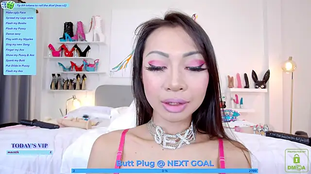 Snapshot of Cindybkk chatting on 10/18/25, 12:35 Cindybkk online show from 10/18/25, 12:35