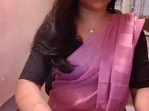 Snapshot of Pinky_4 chatting on 06/22/26, 11:29 Pinky 4 online show from 06/22/26, 11:29