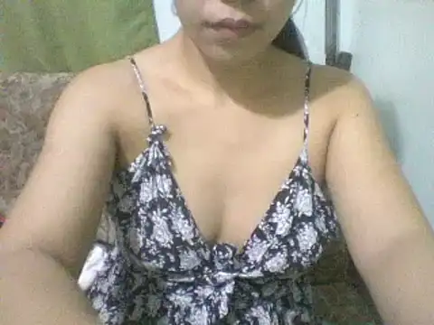 Snapshot of spankmybootyxxx chatting on 01/14/25, 08:04 spankmybootyxxx online show from 01/14/25, 08:04