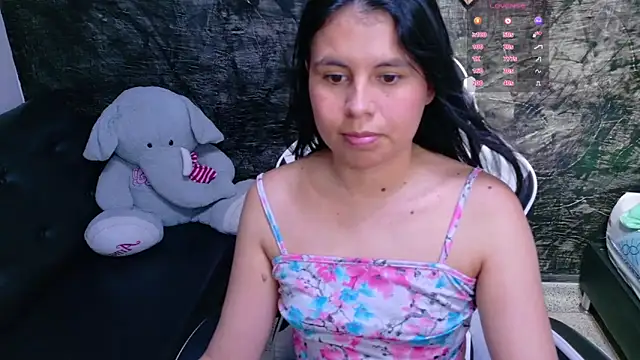 olivia love  online show from 05/13/26, 07:00