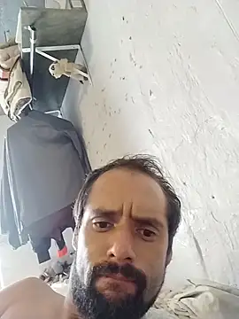 Snapshot of Brhama44 chatting on 10/09/25, 03:32 Brhama44 online show from 10/09/25, 03:32